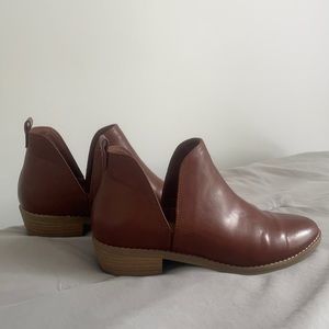 Universal Thread Booties